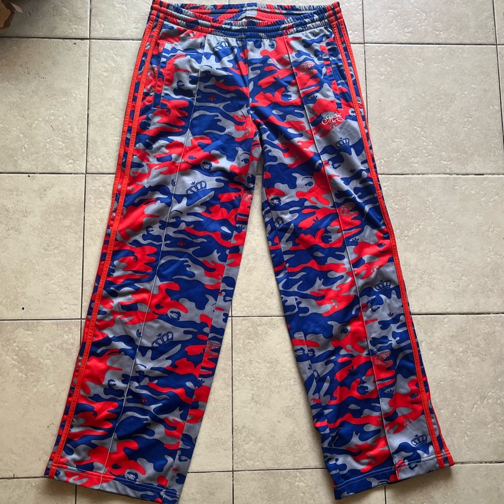 Limited edition Missy Elliot Adidas sweatpants